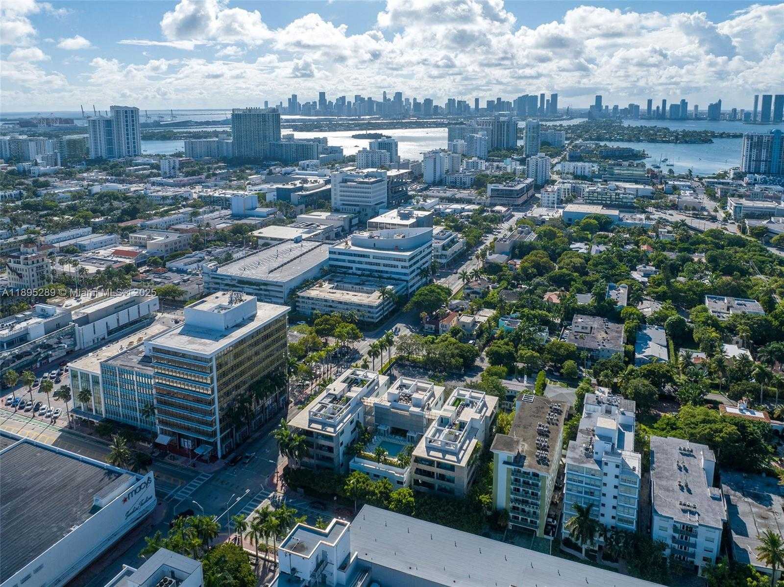 Small Image of 1700 MERIDIAN AVE #402, Miami Beach Number 25