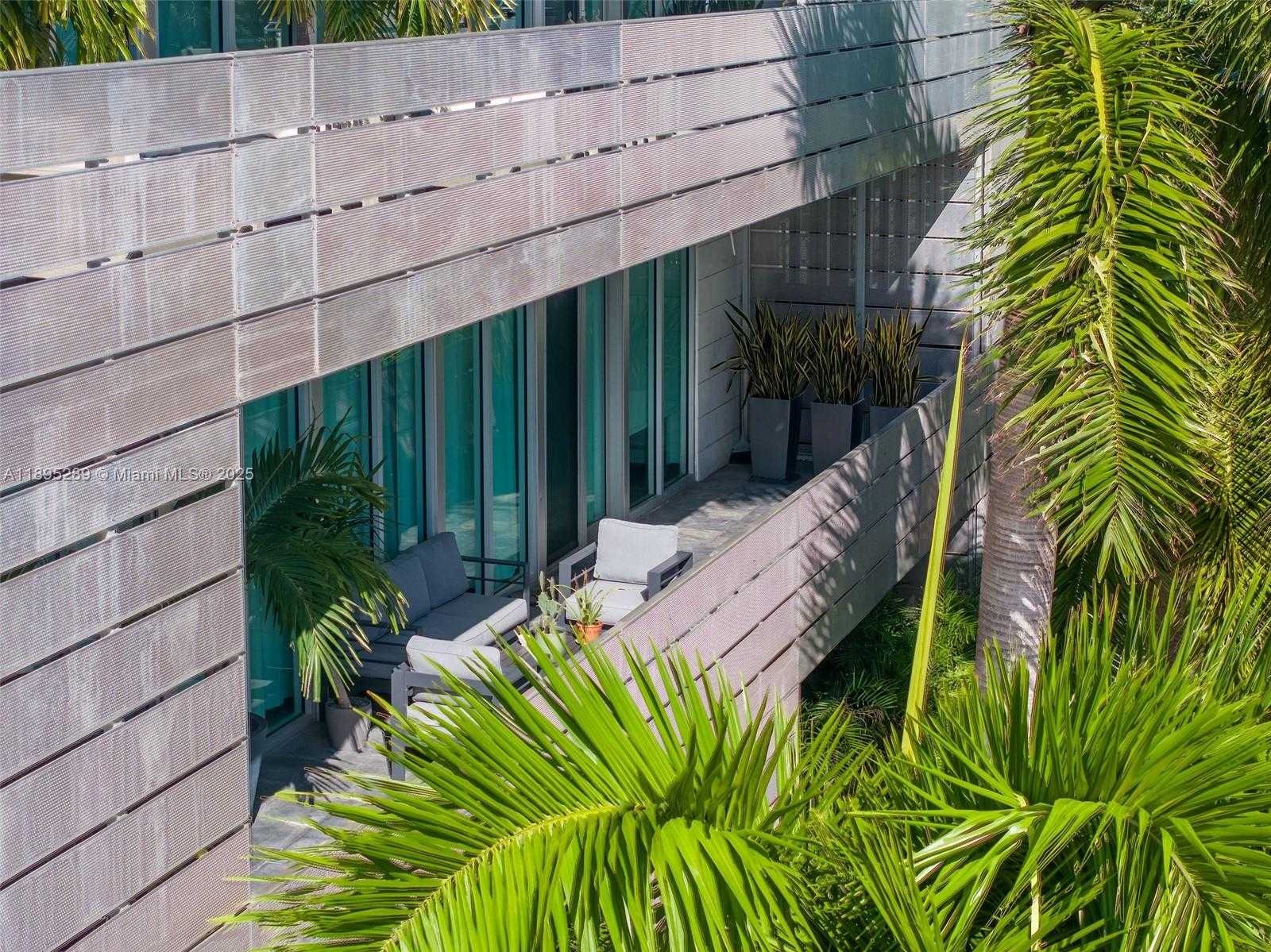 Small Image of 1700 MERIDIAN AVE #402, Miami Beach Number 28