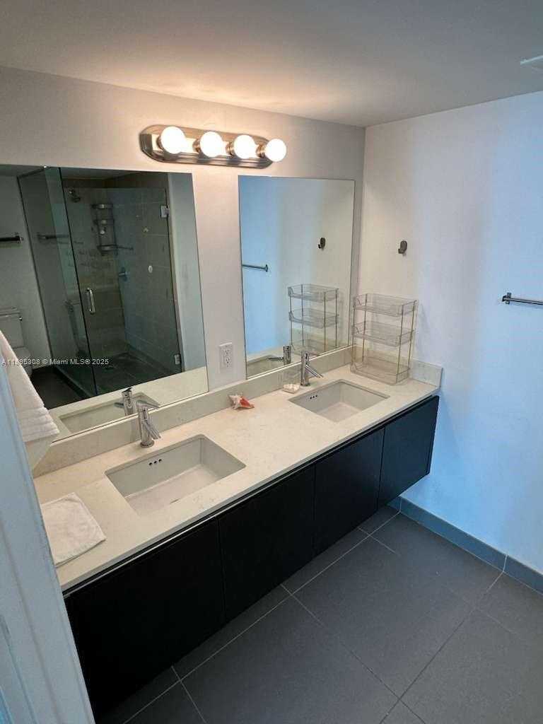 Small Image of 6620 INDIAN CREEK DR #616, Miami Beach Number 8