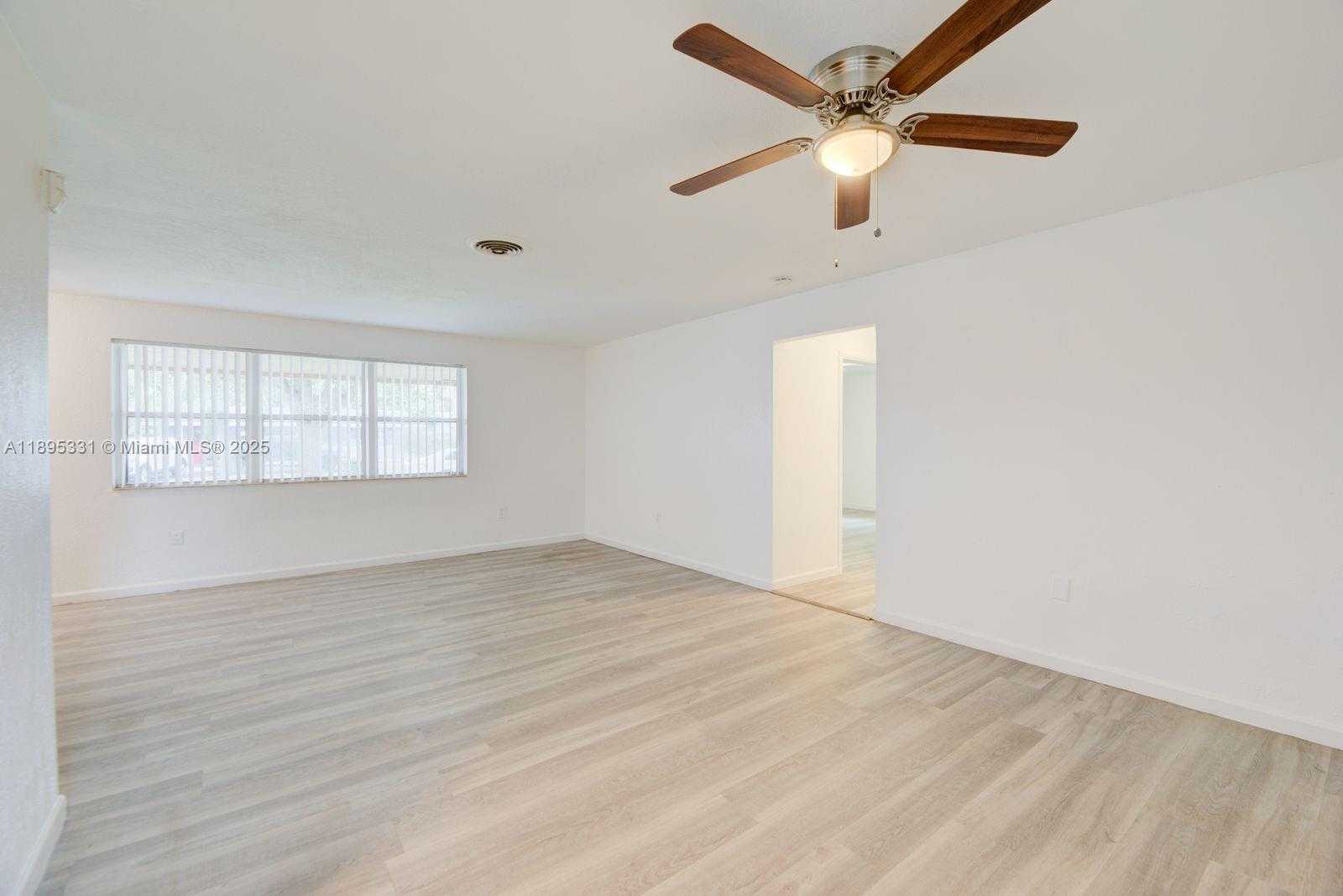 Small Image of 7720 NORTH WEST 15TH ST, Pembroke Pines Number 6