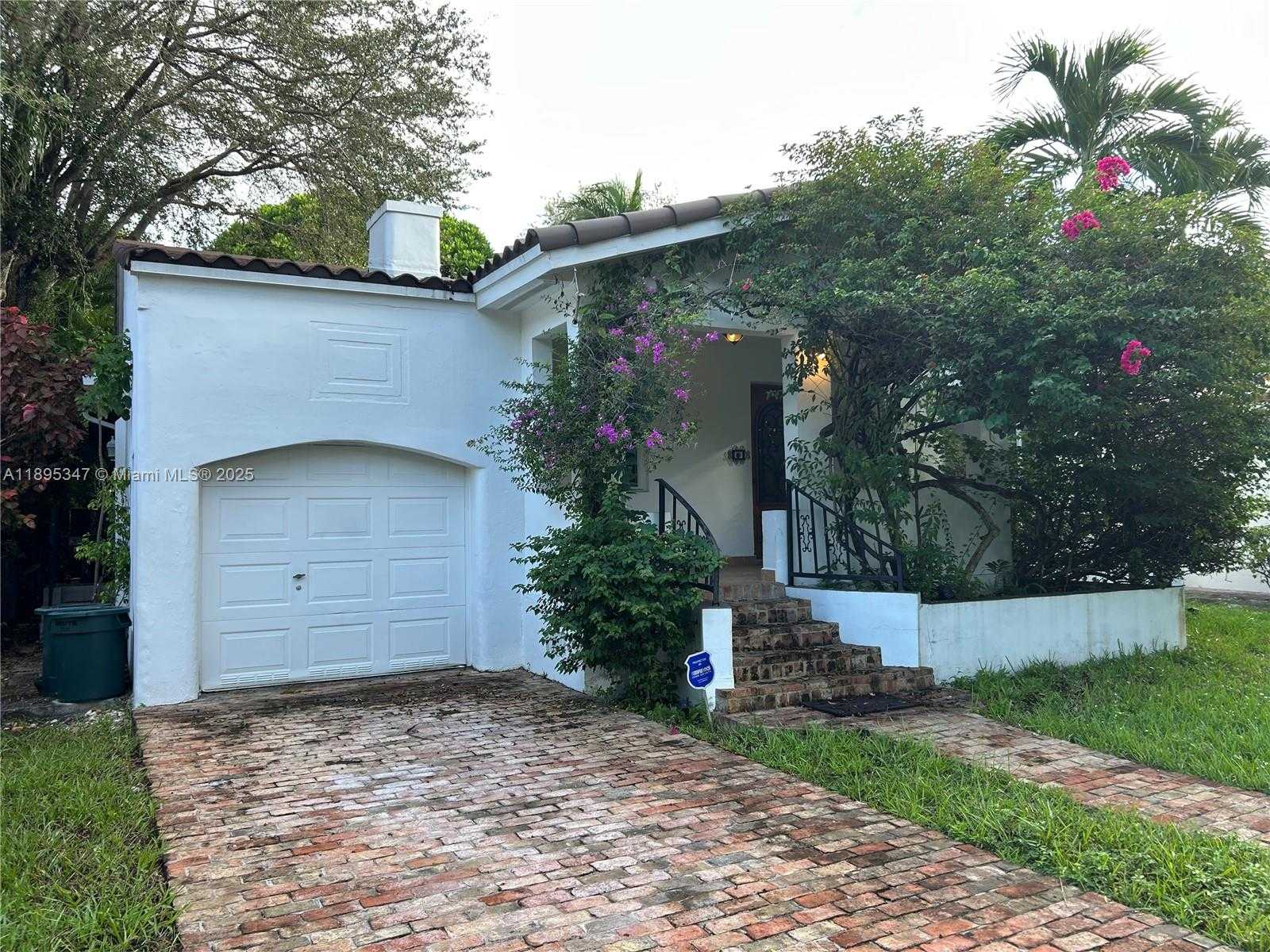 Small Image of 641 ZAMORA AVE, Coral Gables Number 2