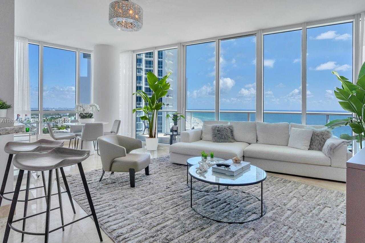 Small Image of 100 SOUTH POINTE DR #2208, Miami Beach Number 5