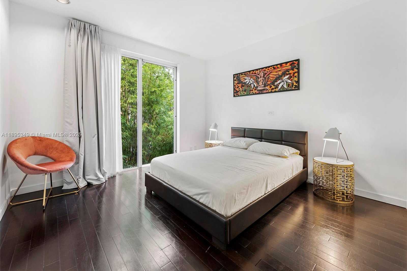 Small Image of 3880 HARDIE AVE, Miami Number 23
