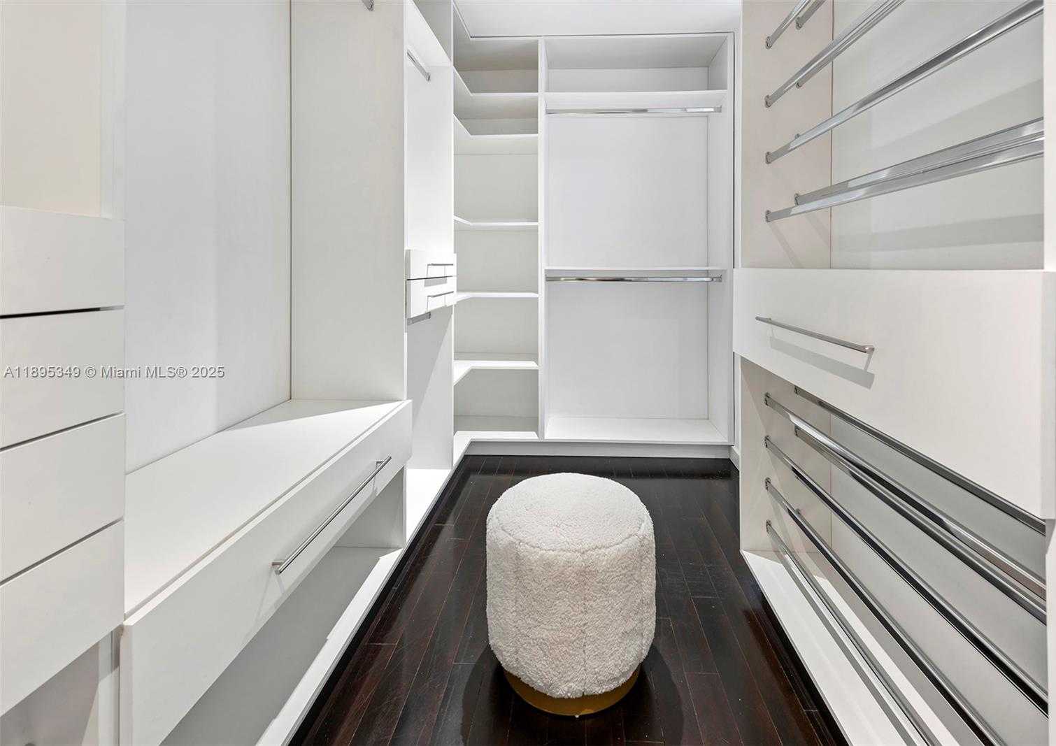 Small Image of 3880 HARDIE AVE, Miami Number 31