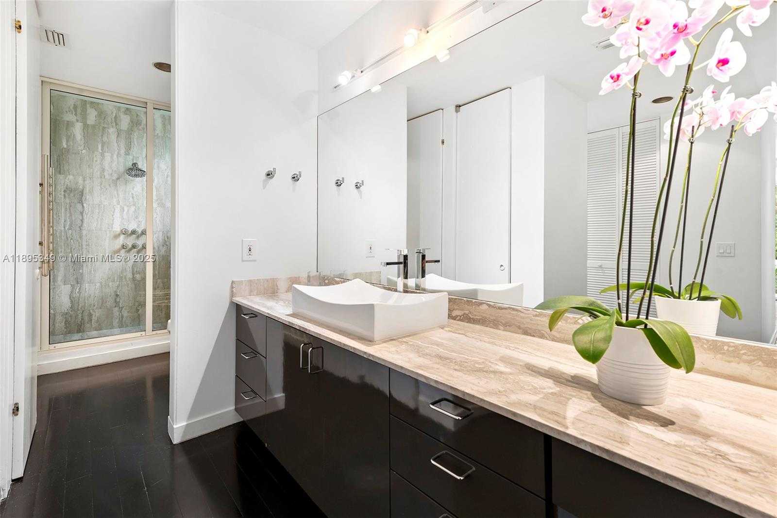 Small Image of 3880 HARDIE AVE, Miami Number 32