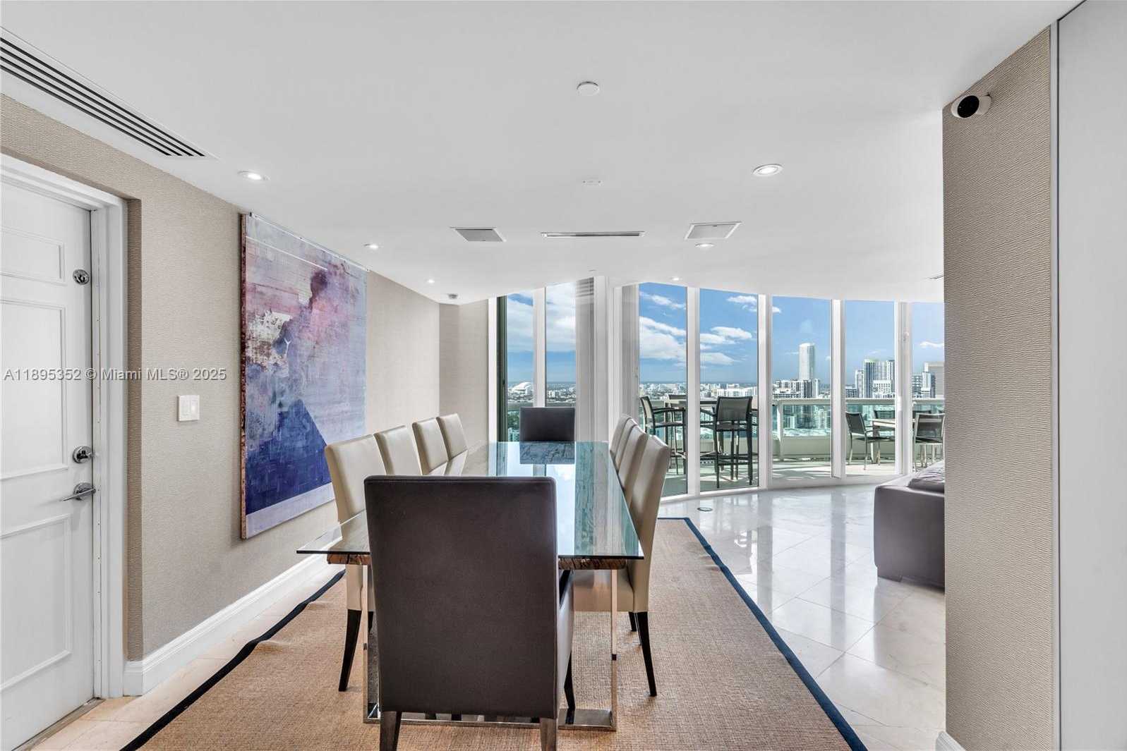Small Image of 1643 BRICKELL AVE #3501, Miami Number 19