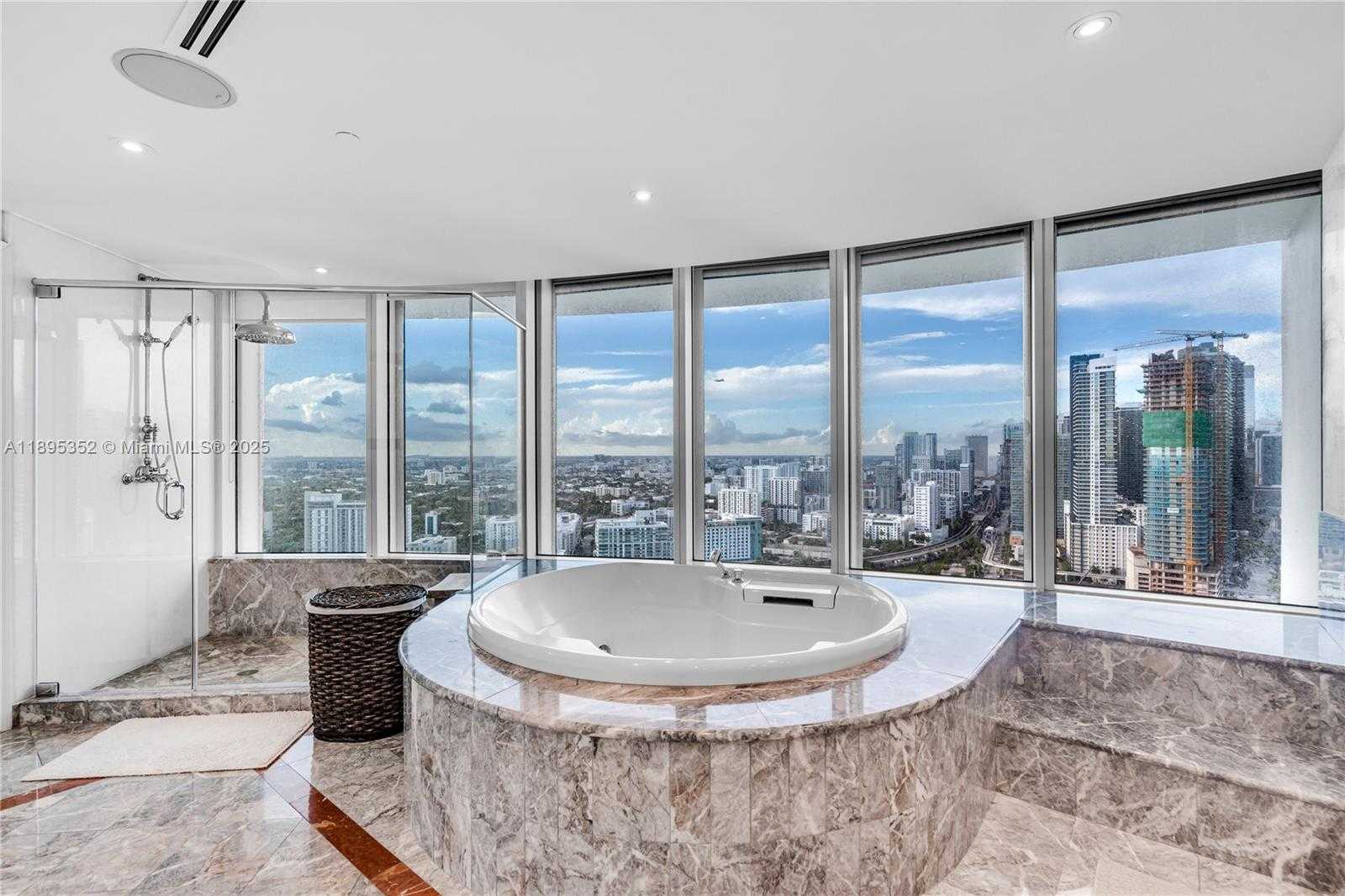 Small Image of 1643 BRICKELL AVE #3501, Miami Number 32