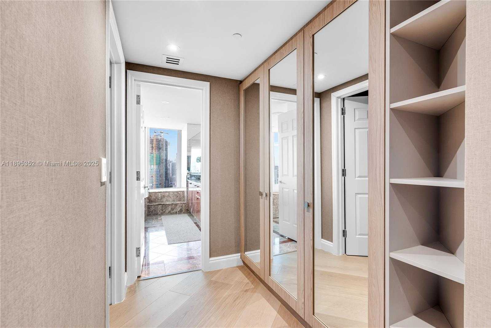 Small Image of 1643 BRICKELL AVE #3501, Miami Number 34