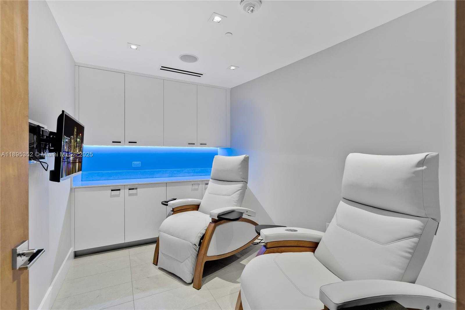 Small Image of 1643 BRICKELL AVE #3501, Miami Number 64