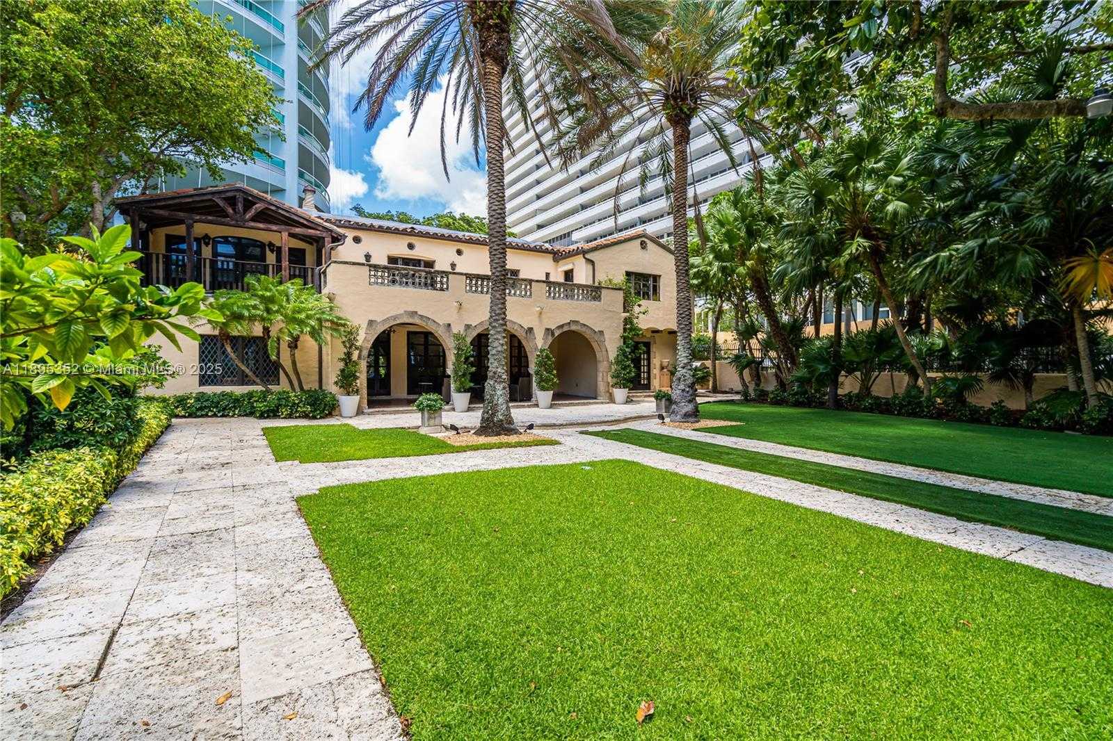 Small Image of 1643 BRICKELL AVE #3501, Miami Number 71