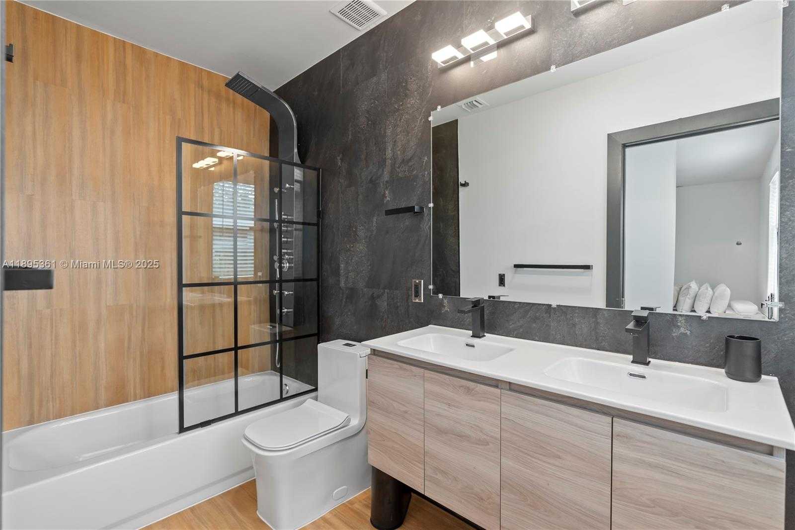 Small Image of 220 NORTH WEST 134TH ST, North Miami Number 23