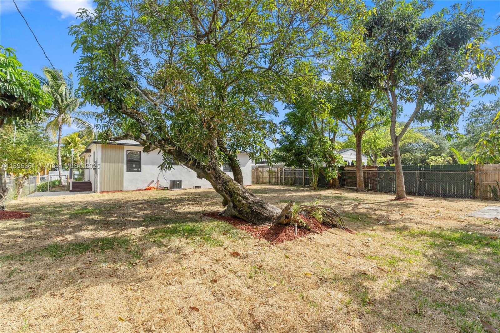Small Image of 220 NORTH WEST 134TH ST, North Miami Number 26