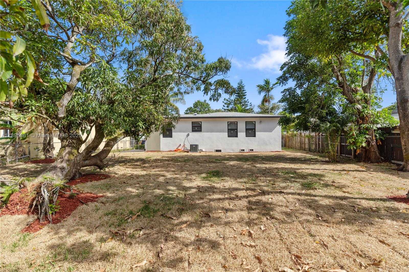 Small Image of 220 NORTH WEST 134TH ST, North Miami Number 27