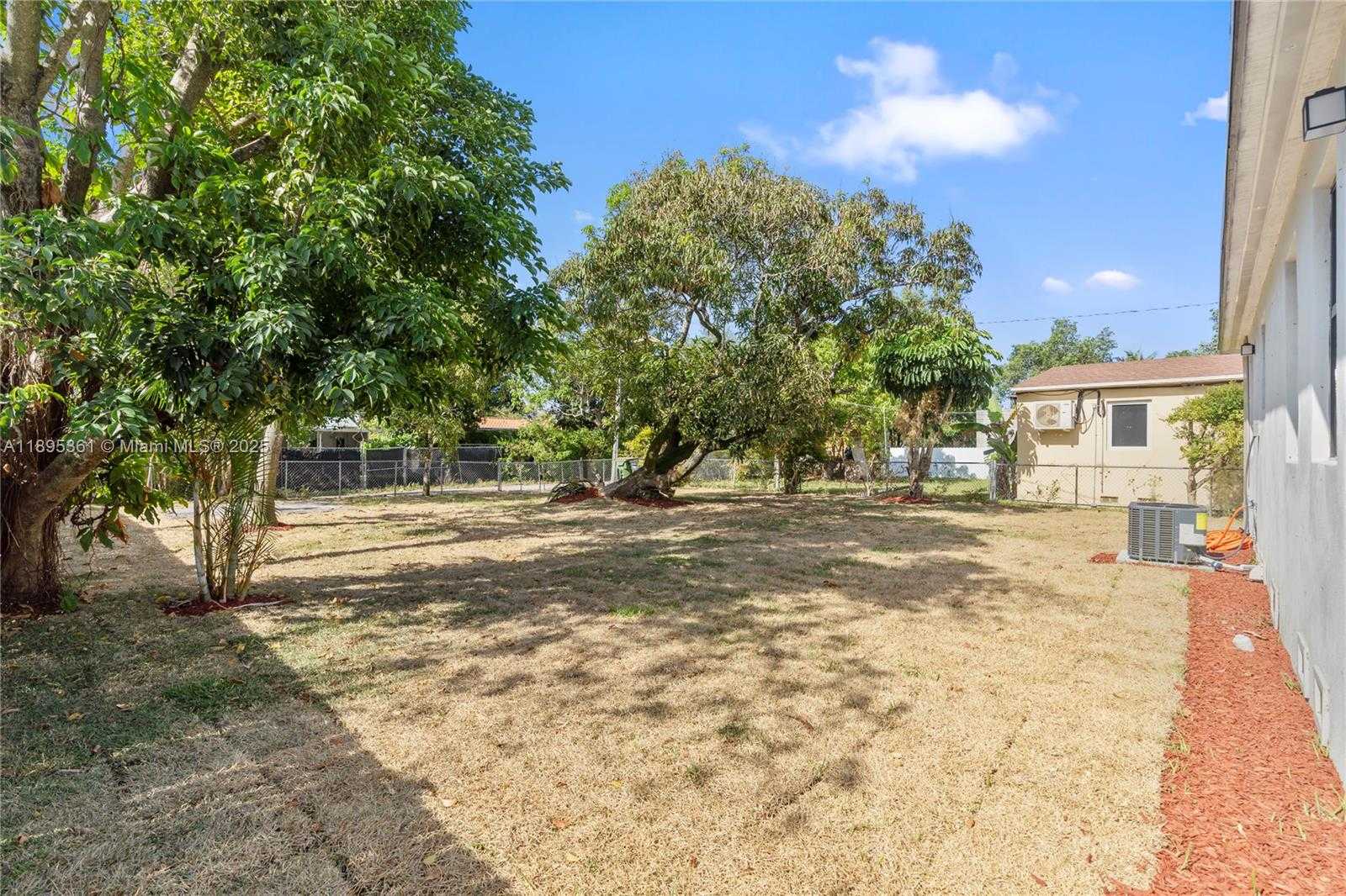 Small Image of 220 NORTH WEST 134TH ST, North Miami Number 7