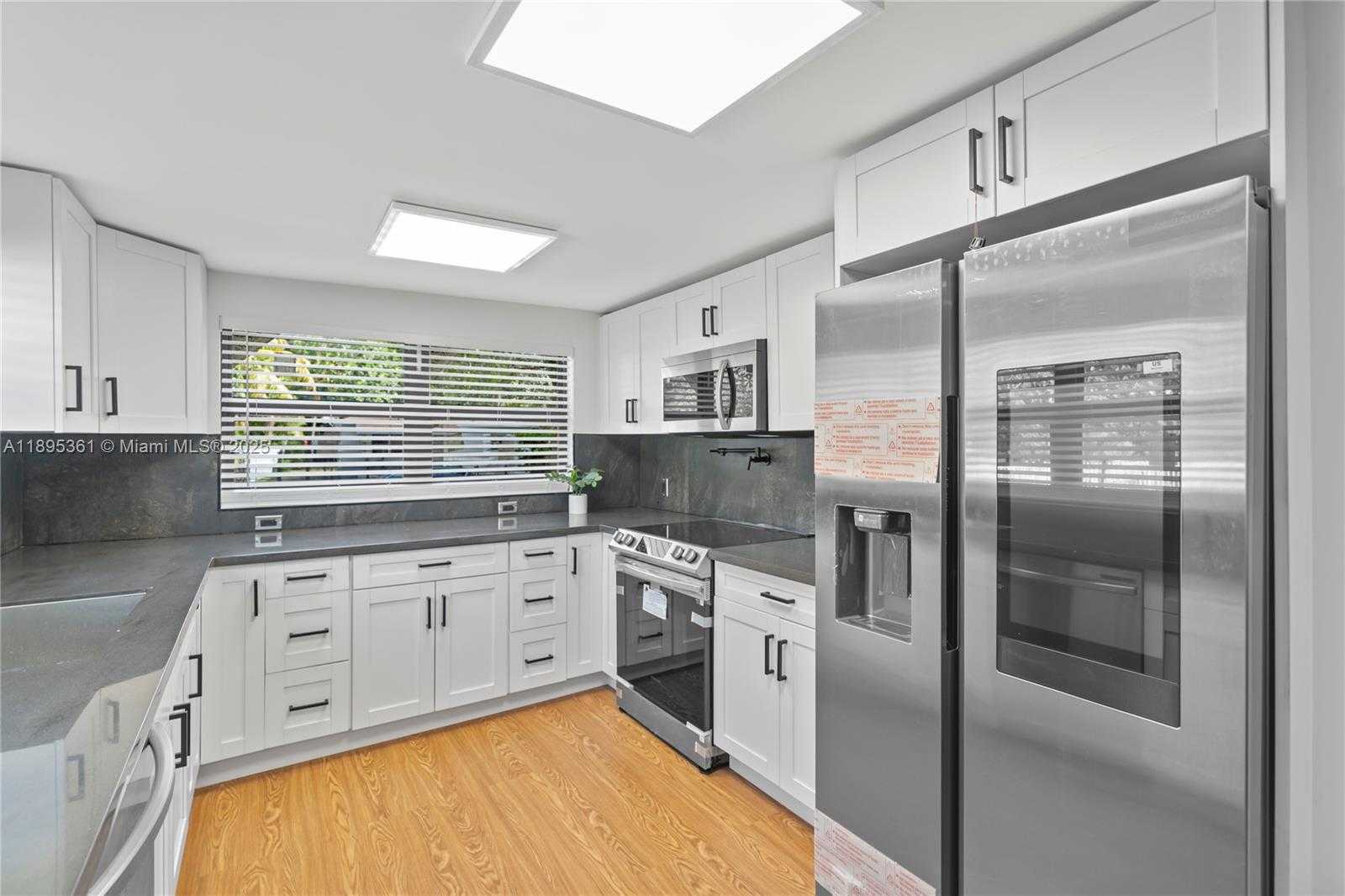 Small Image of 220 NORTH WEST 134TH ST, North Miami Number 9