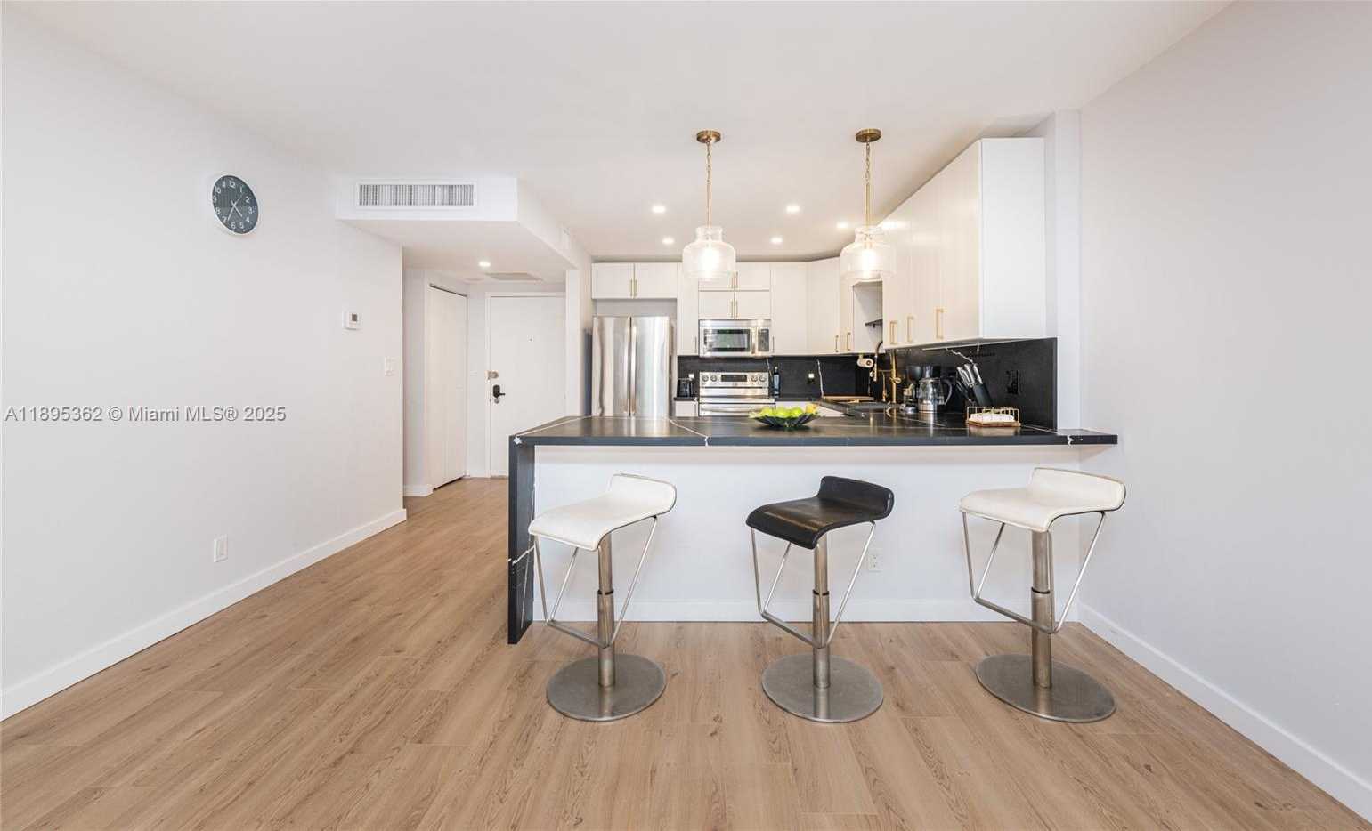 Small Image of 600 THREE ISLANDS BLVD #214, Hallandale Beach Number 18