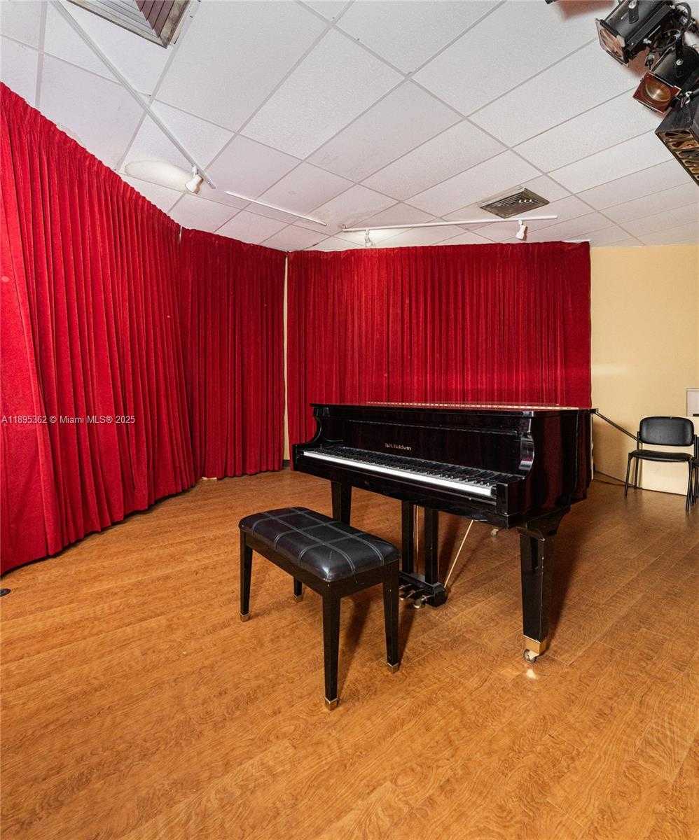Small Image of 600 THREE ISLANDS BLVD #214, Hallandale Beach Number 82