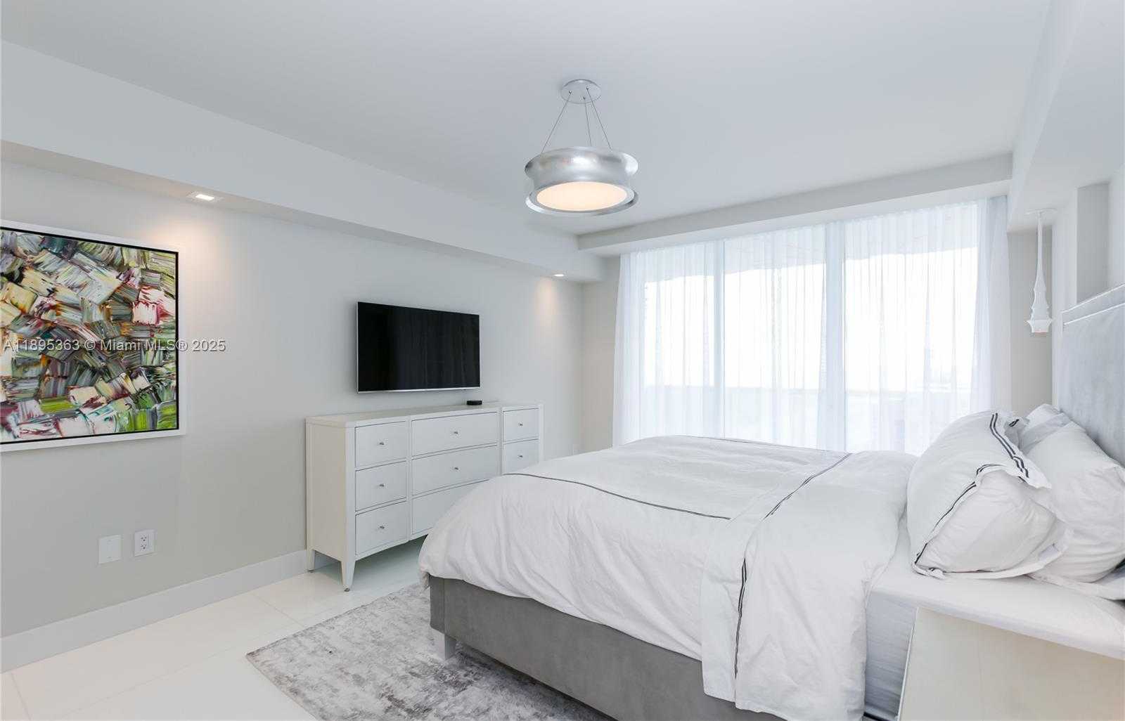 Small Image of 1830 SOUTH OCEAN DR #2903, Hallandale Beach Number 10