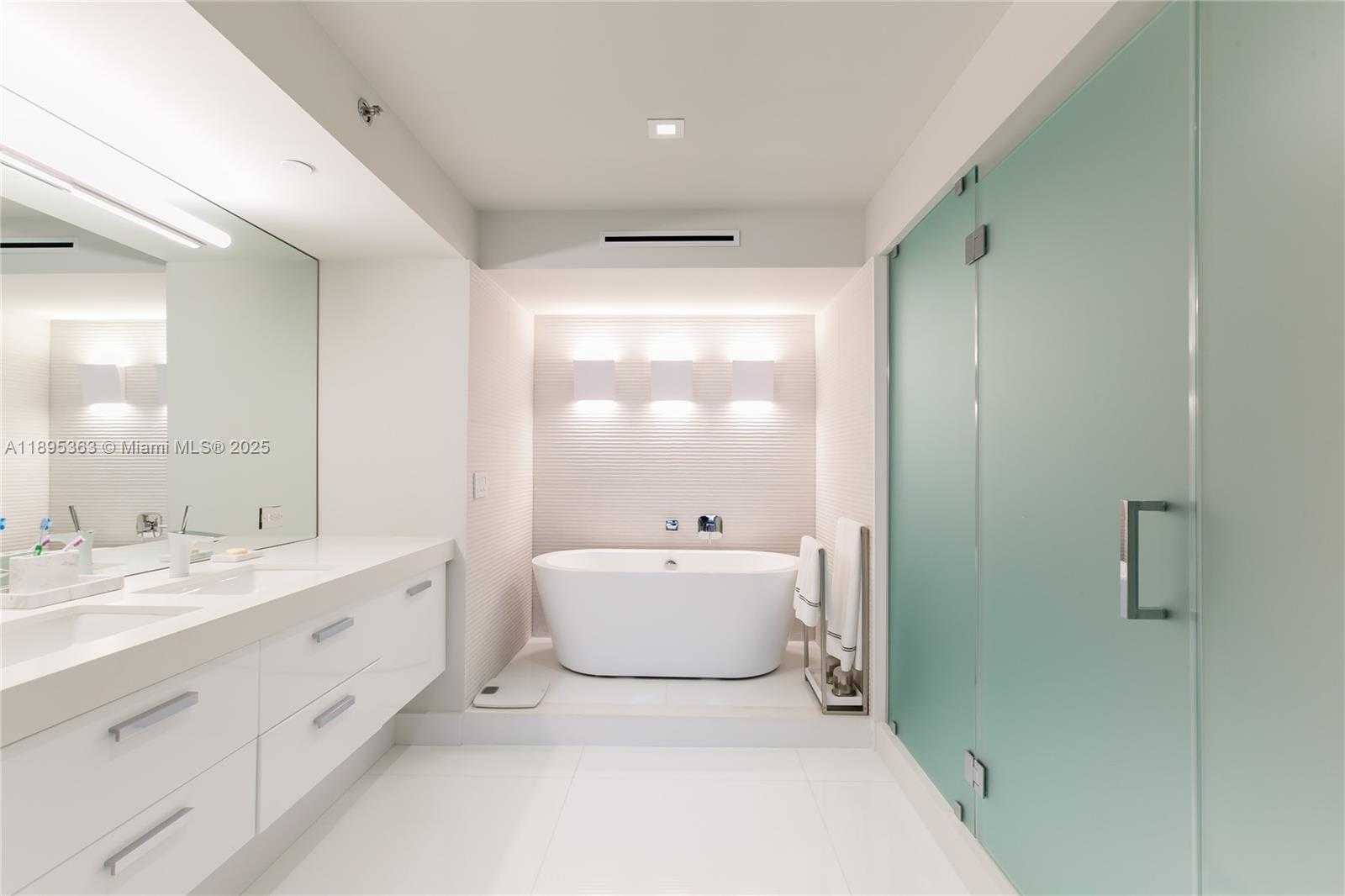 Small Image of 1830 SOUTH OCEAN DR #2903, Hallandale Beach Number 11