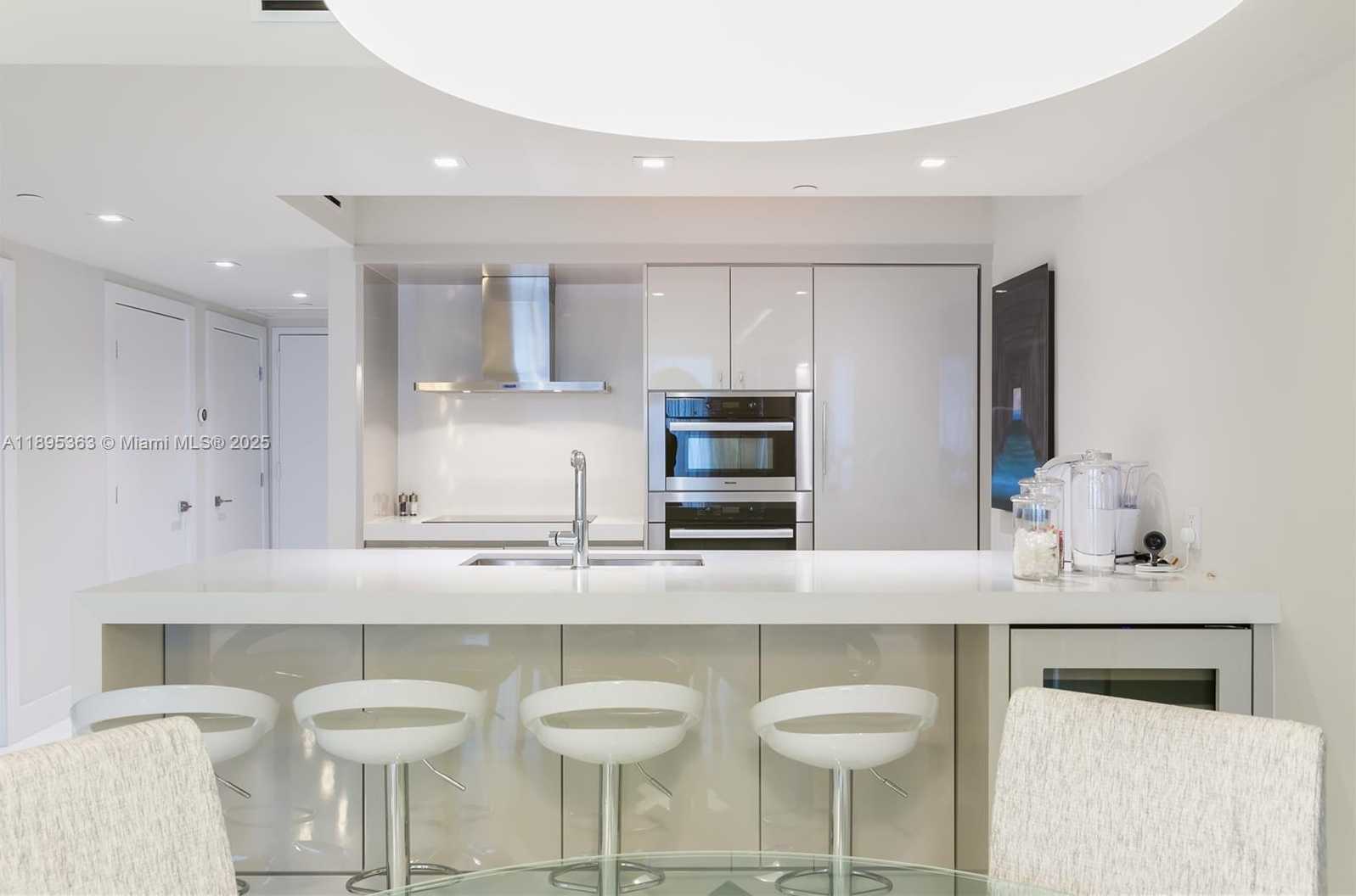 Small Image of 1830 SOUTH OCEAN DR #2903, Hallandale Beach Number 8
