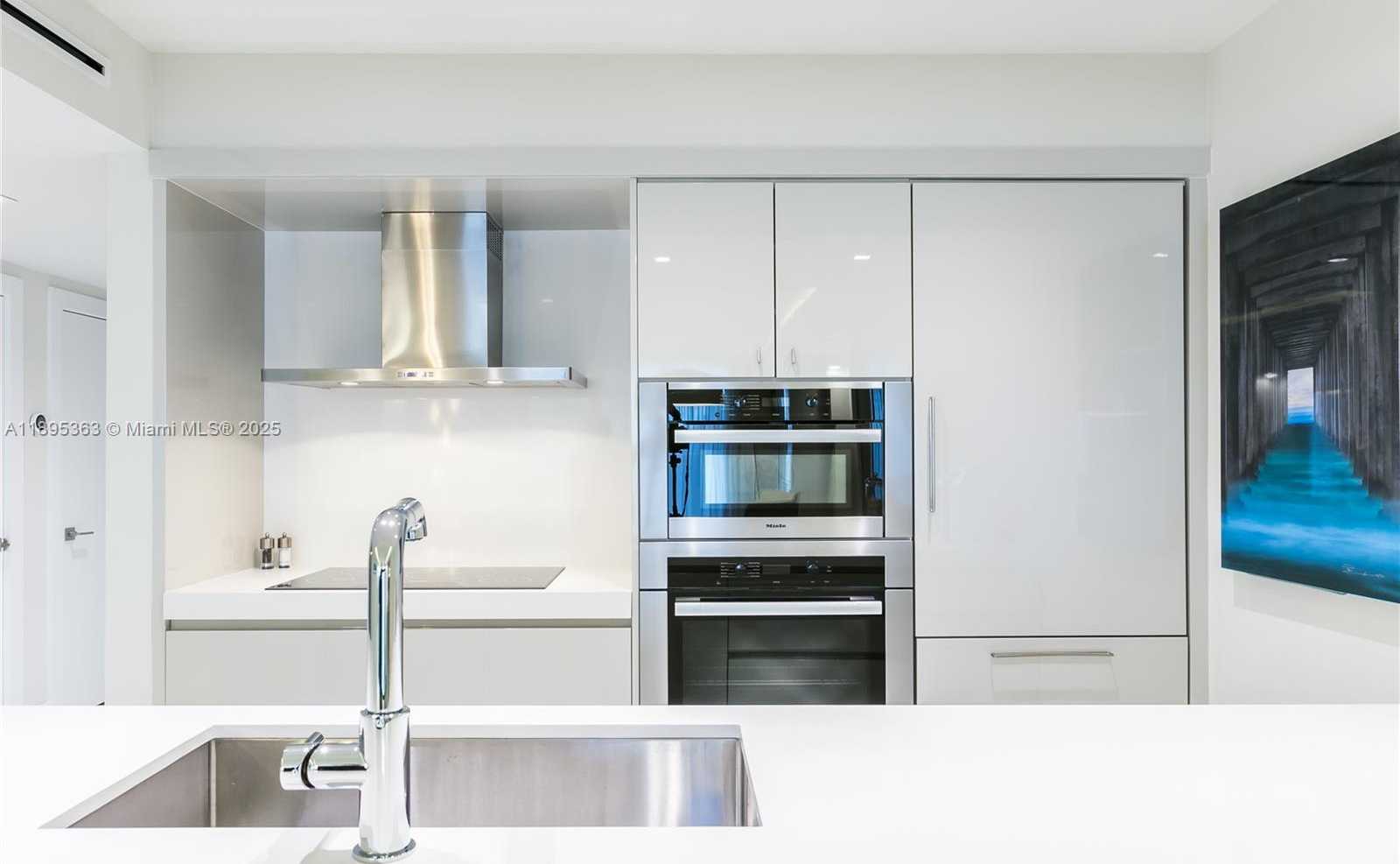 Small Image of 1830 SOUTH OCEAN DR #2903, Hallandale Beach Number 9