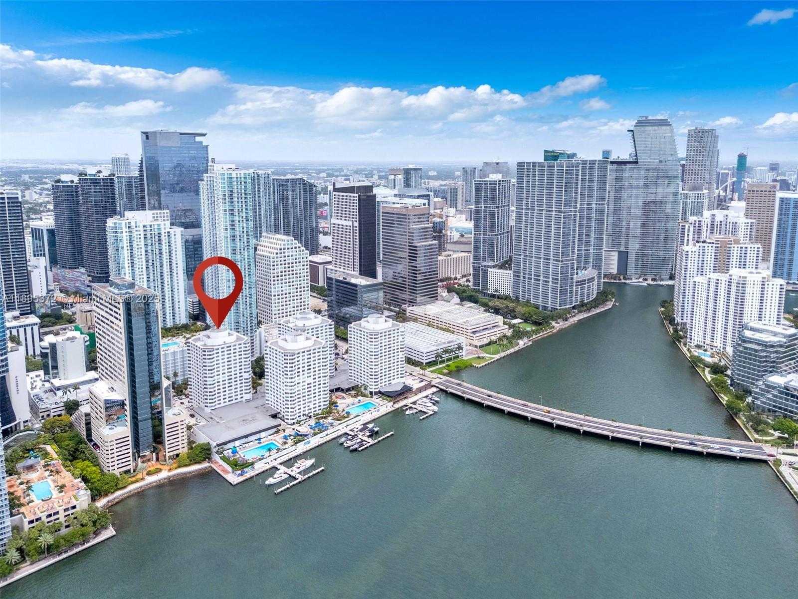 Small Image of 999 BRICKELL BAY DR #1005, Miami Number 2