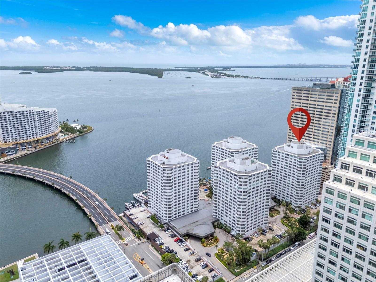 Small Image of 999 BRICKELL BAY DR #1005, Miami Number 3