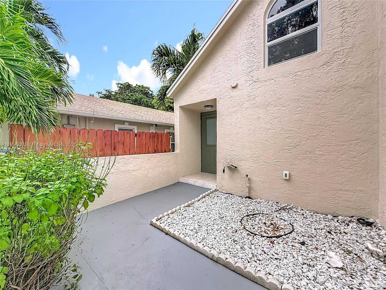 Small Image of 9802 SOUTH WEST 57TH ST, Cooper City Number 11