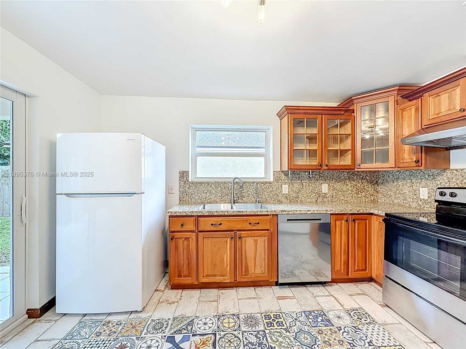 Small Image of 9802 SOUTH WEST 57TH ST, Cooper City Number 24