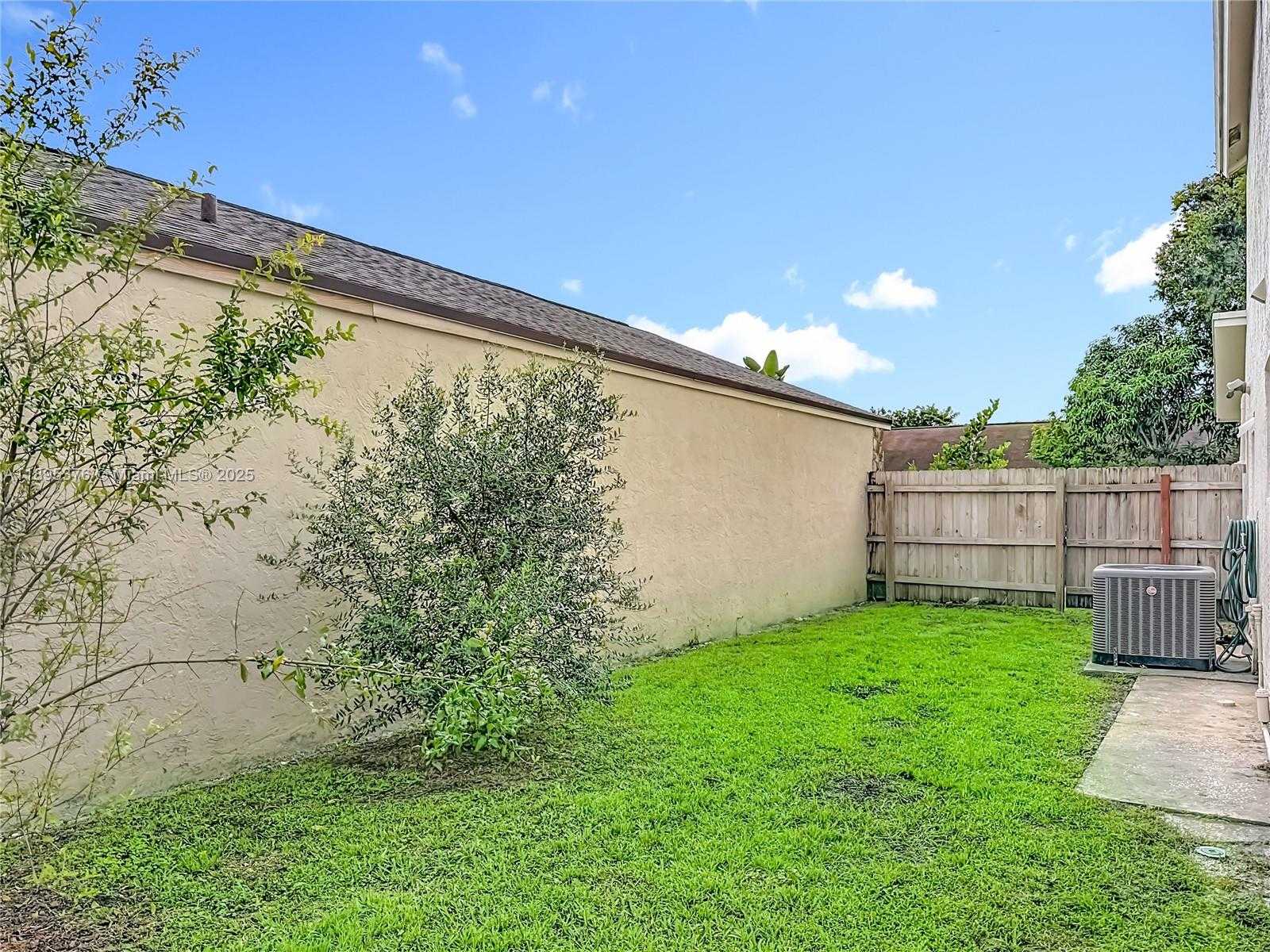 Small Image of 9802 SOUTH WEST 57TH ST, Cooper City Number 55