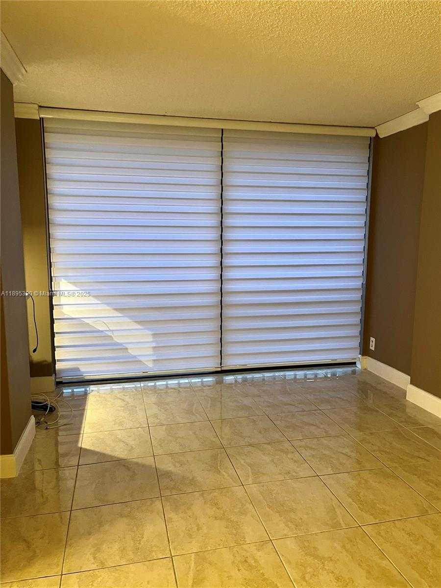 Small Image of 16919 NORTH BAY RD #308, Sunny Isles Beach Number 23