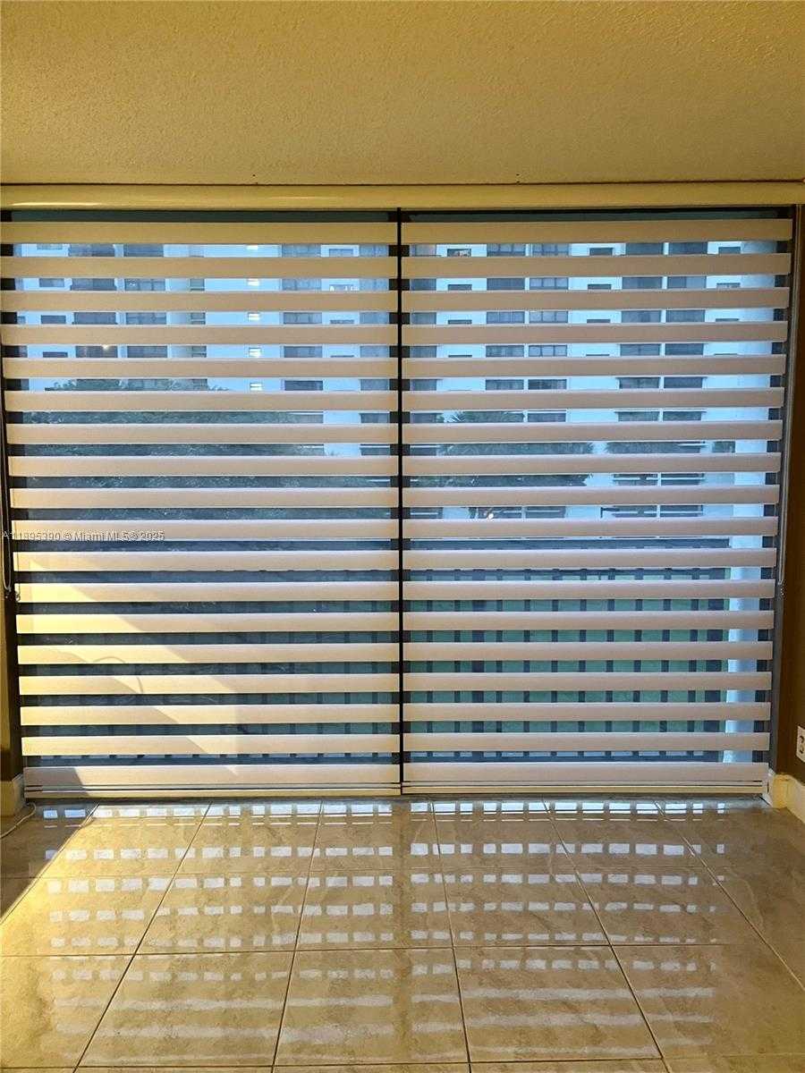 Small Image of 16919 NORTH BAY RD #308, Sunny Isles Beach Number 24