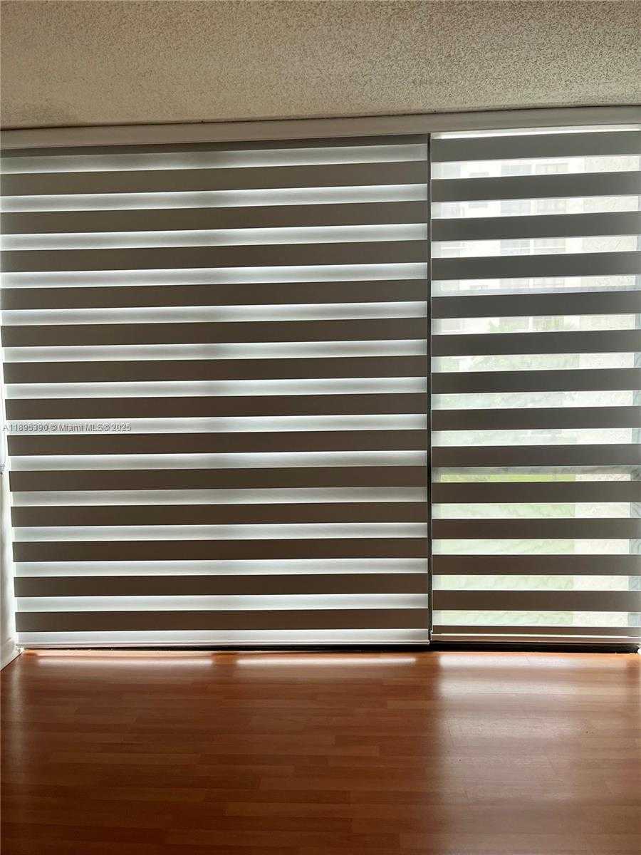 Small Image of 16919 NORTH BAY RD #308, Sunny Isles Beach Number 32