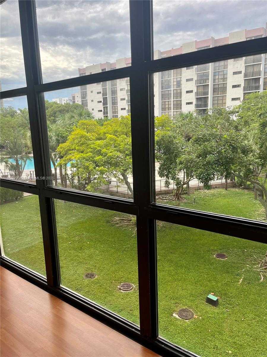 Small Image of 16919 NORTH BAY RD #308, Sunny Isles Beach Number 34