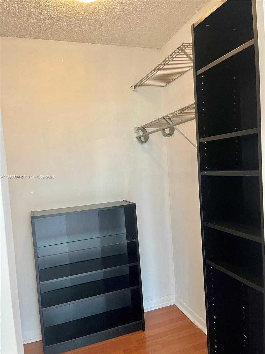 Small Image of 16919 NORTH BAY RD #308, Sunny Isles Beach Number 35