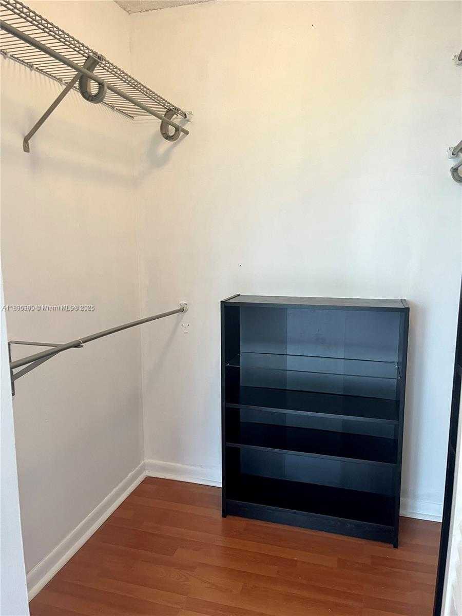 Small Image of 16919 NORTH BAY RD #308, Sunny Isles Beach Number 36