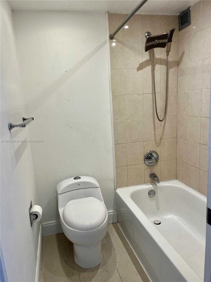 Small Image of 16919 NORTH BAY RD #308, Sunny Isles Beach Number 41