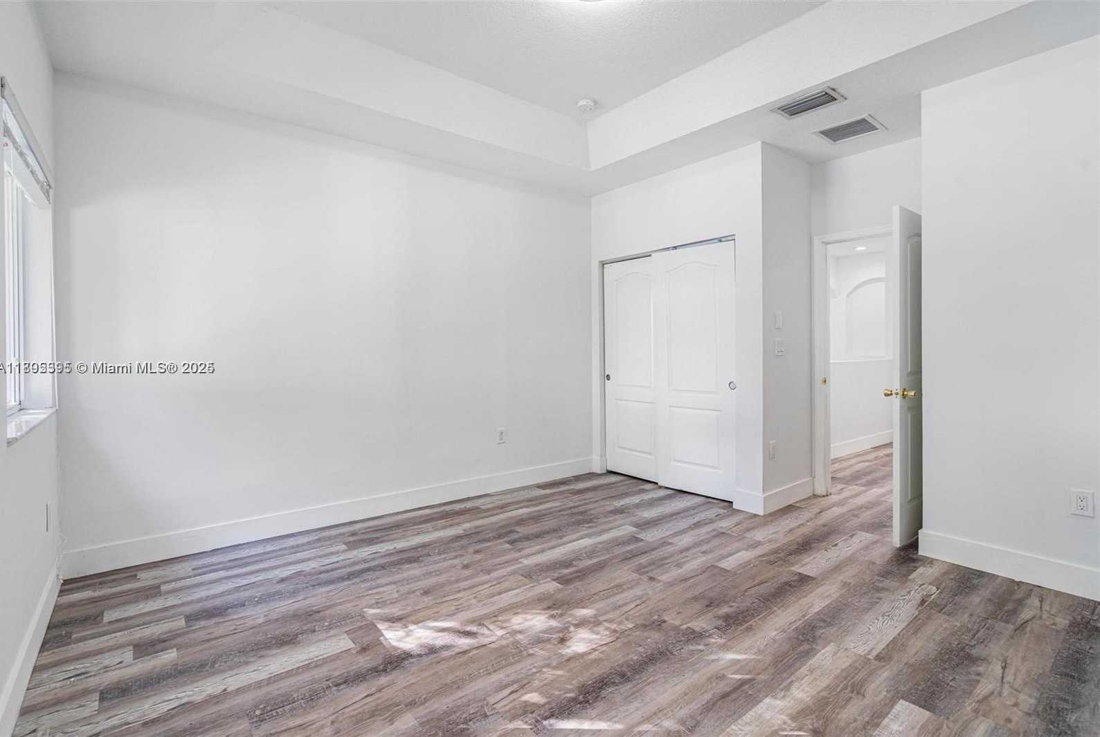 Small Image of 16350 SOUTH WEST 50TH TER, Miami Number 13
