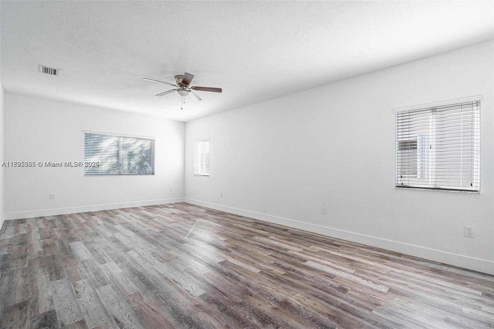 Small Image of 16350 SOUTH WEST 50TH TER, Miami Number 18