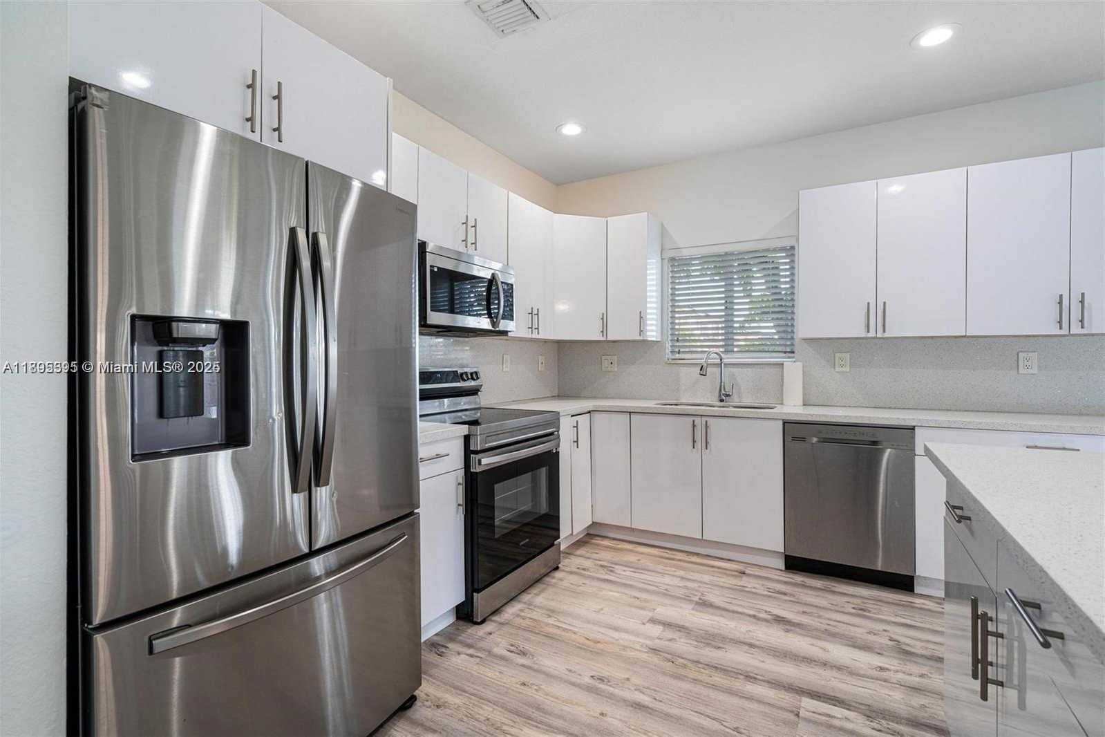Small Image of 16350 SOUTH WEST 50TH TER, Miami Number 8