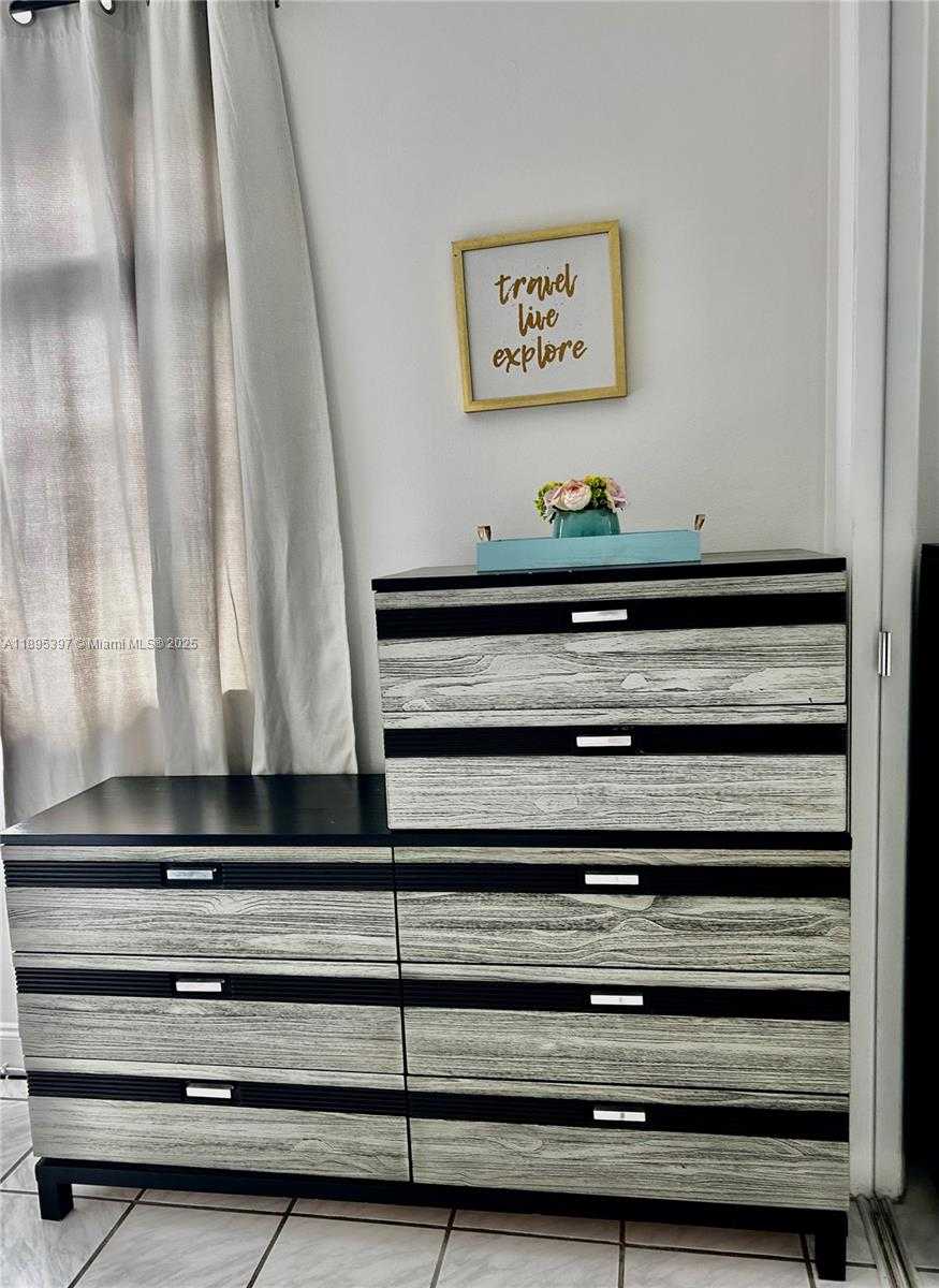 Small Image of 2200 SOUTH OCEAN DR #N315, Hollywood Number 5