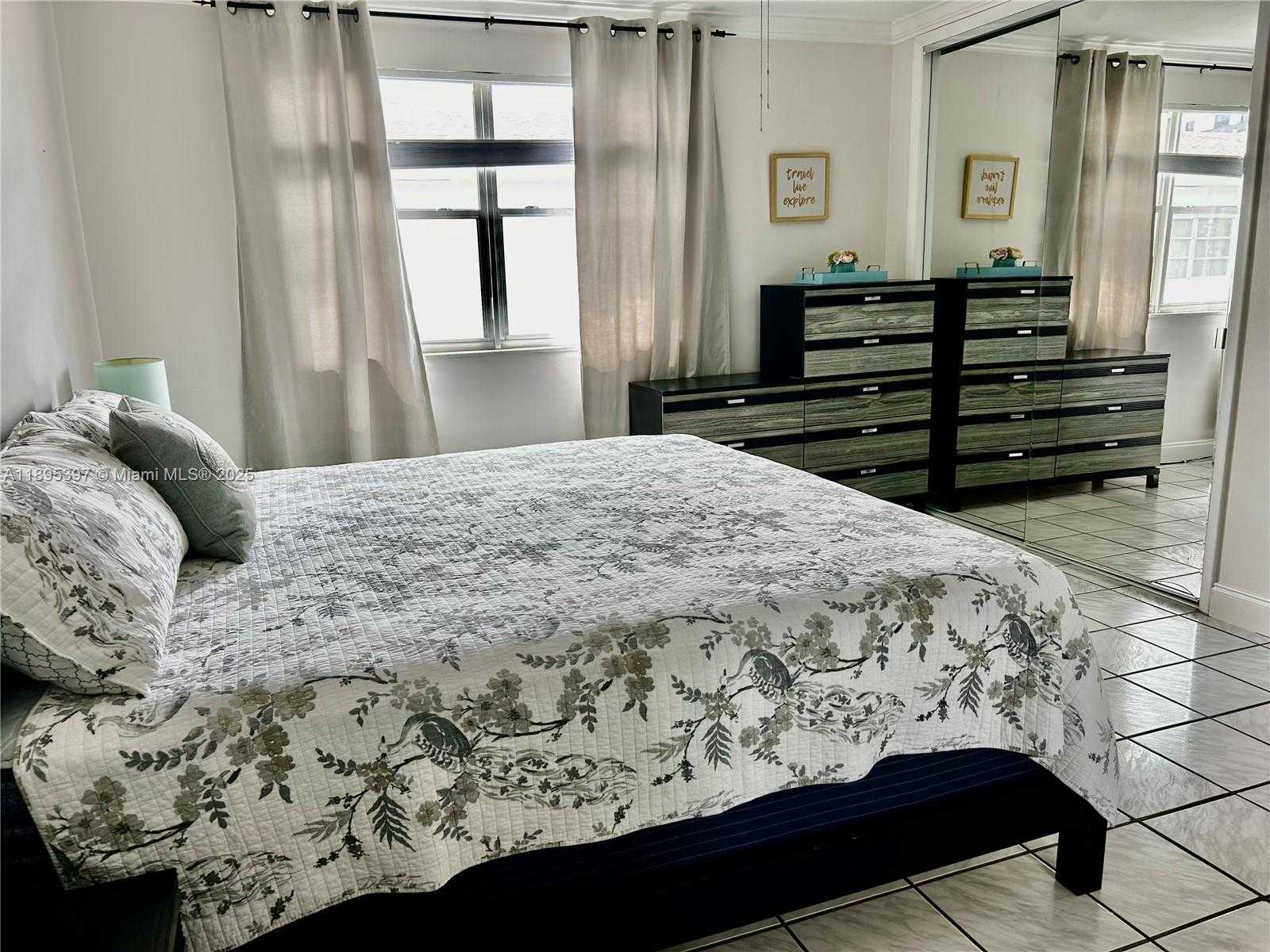 Small Image of 2200 SOUTH OCEAN DR #N315, Hollywood Number 6