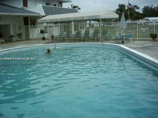 Small Image of 2200 PARK LN #209, Hollywood Number 8