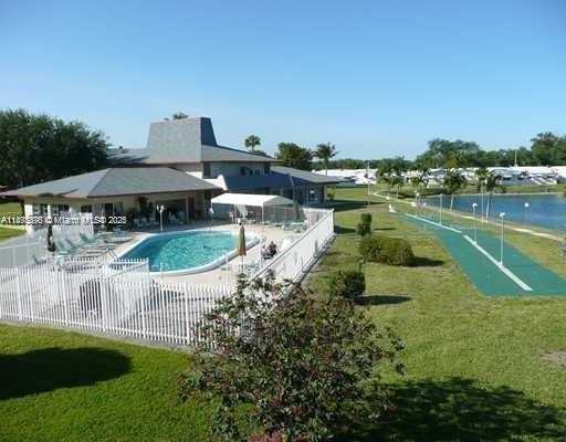 Small Image of 2200 PARK LN #209, Hollywood Number 9