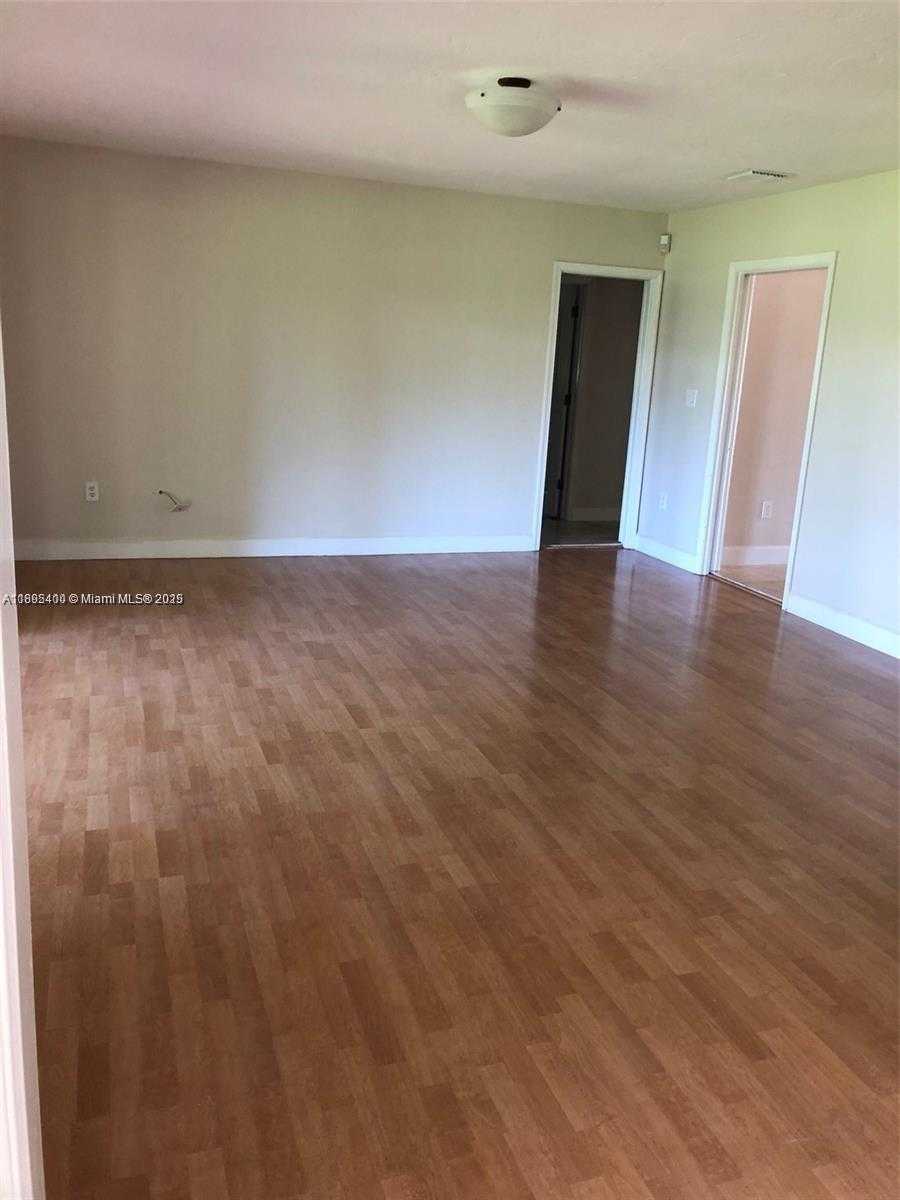Small Image of 8340 SOUTH WEST 83RD ST, Miami Number 10