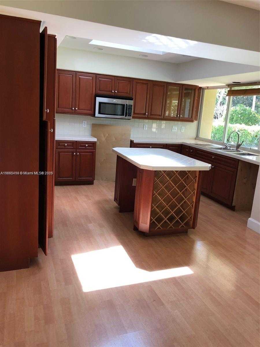 Small Image of 8340 SOUTH WEST 83RD ST, Miami Number 2