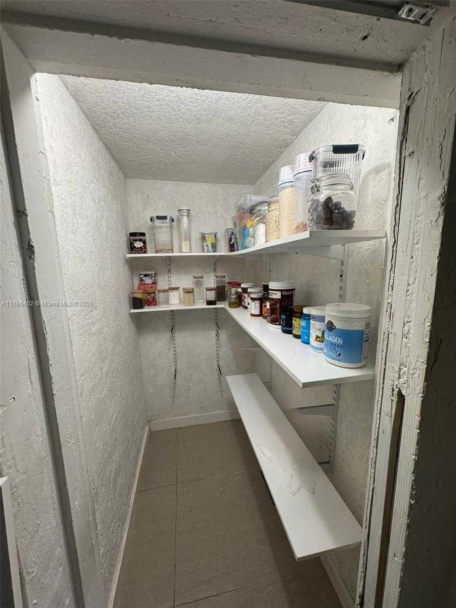 Imagen de Pequeño Objeto