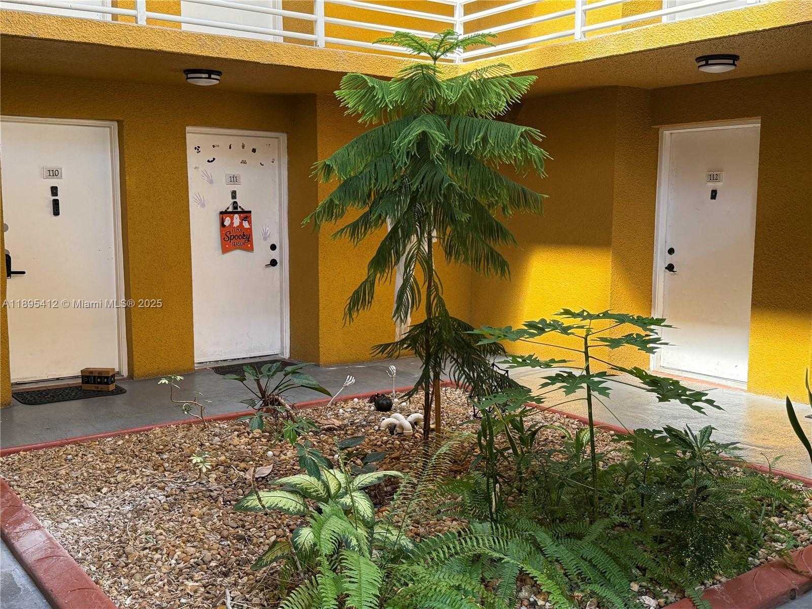 Small Image of 9725 FONTAINEBLEAU BLVD #A212, Miami Number 12