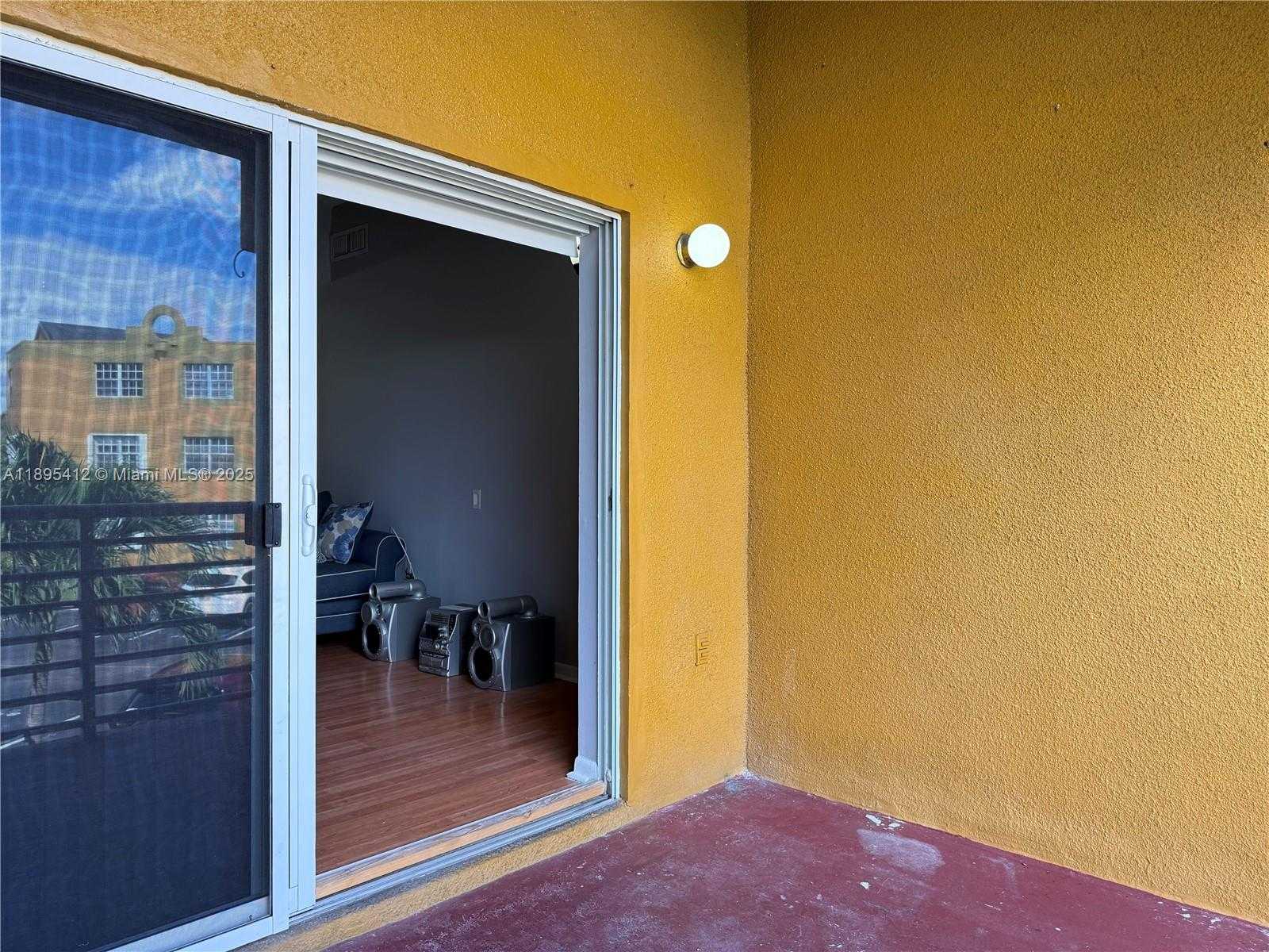 Small Image of 9725 FONTAINEBLEAU BLVD #A212, Miami Number 13