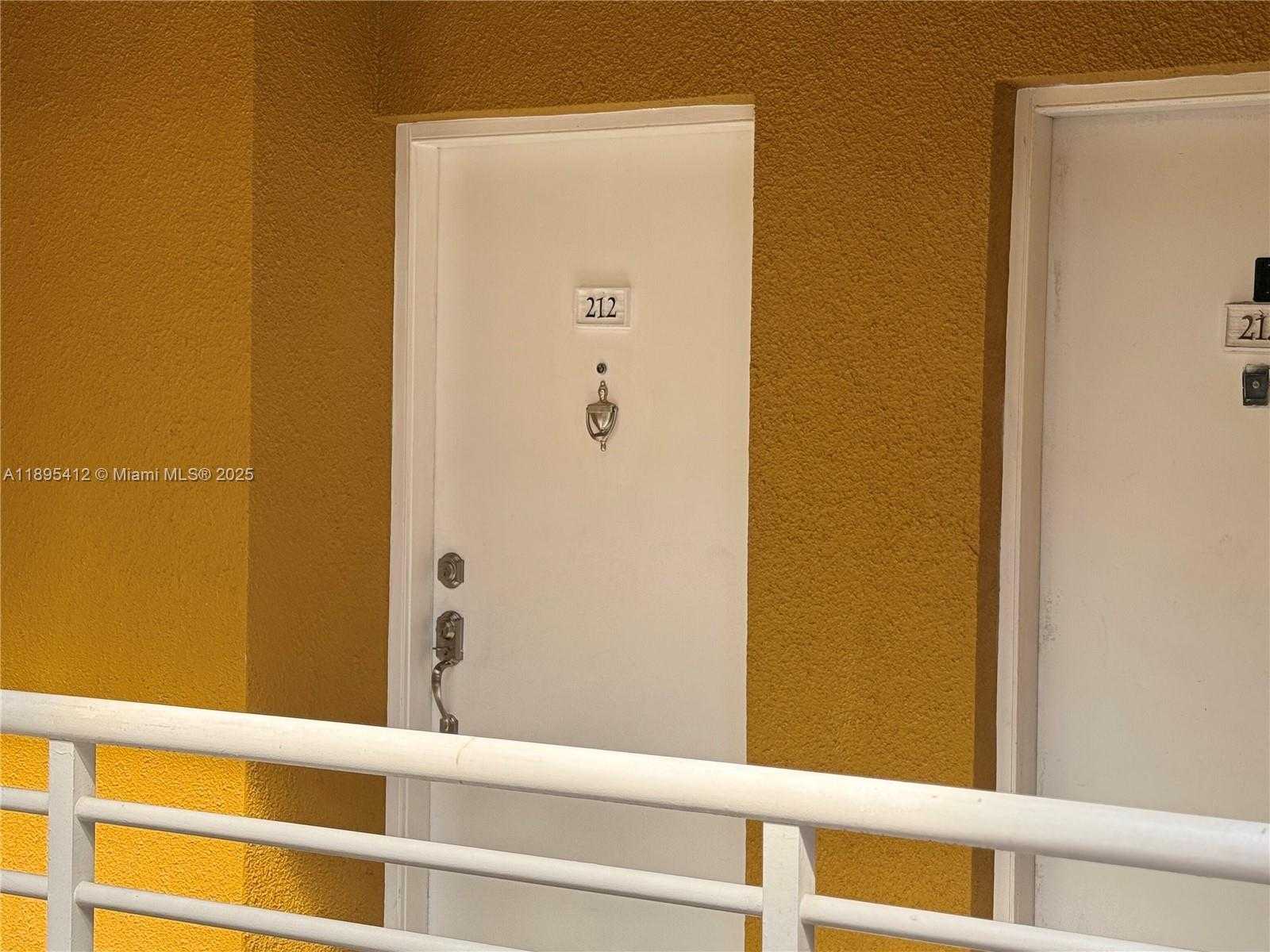 Small Image of 9725 FONTAINEBLEAU BLVD #A212, Miami Number 14